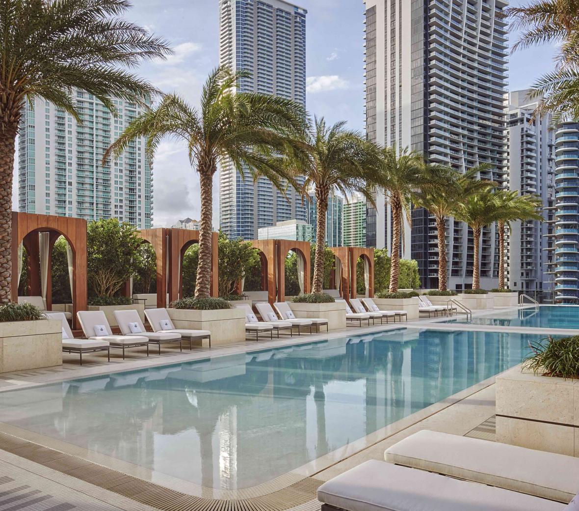 Sls Lux Brickell Hotel Miami Exterior photo