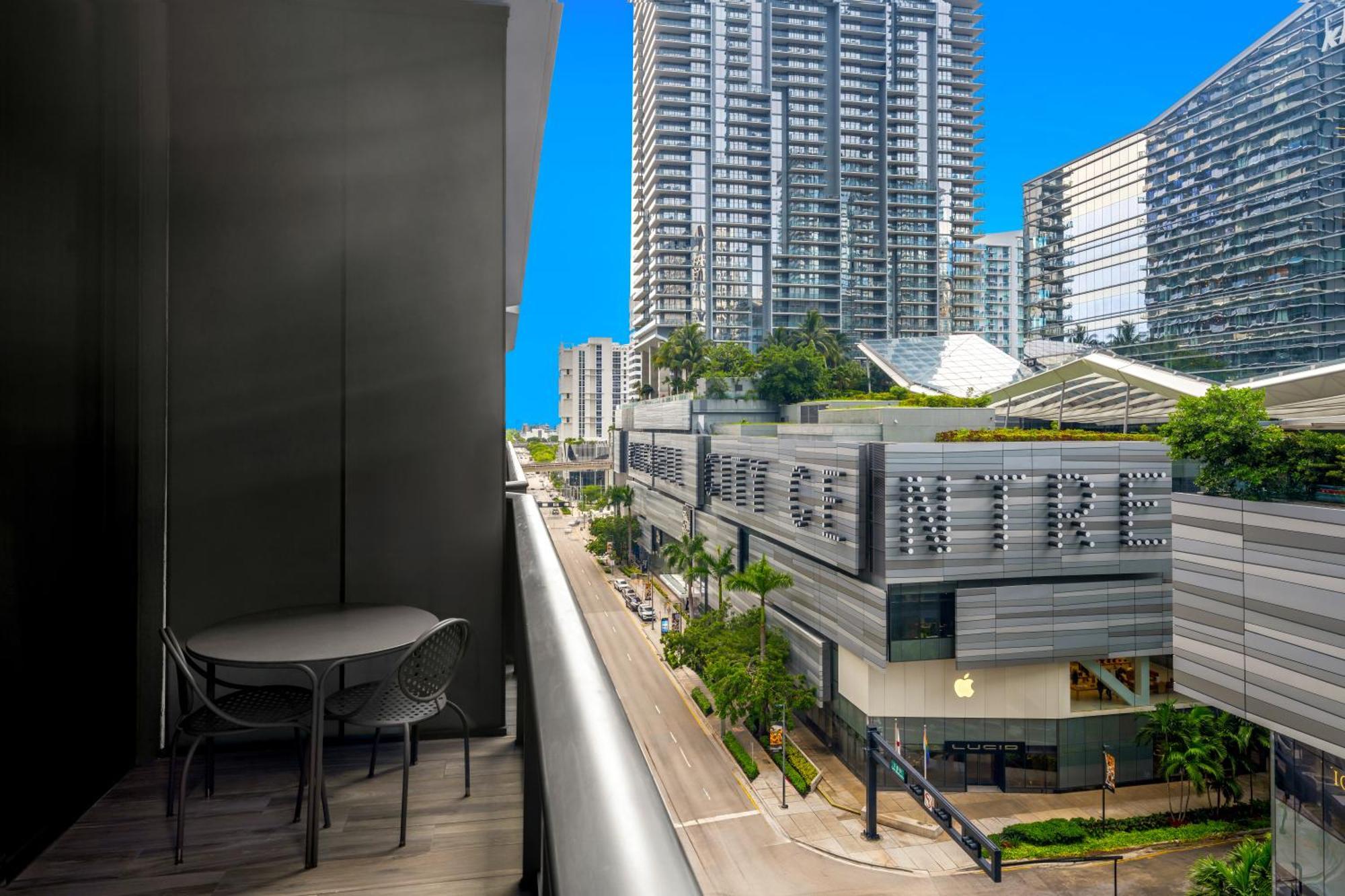 Sls Lux Brickell Hotel Miami Exterior photo